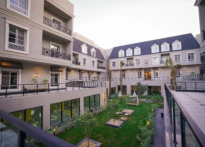 luxury Apartment Al Majdiah Residence،9