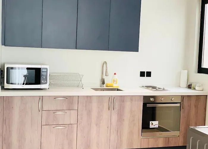 Spacious New 2 Bedroom Apt-In Amazing Location B33