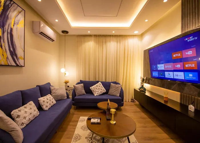Luxury Private Entrance 1