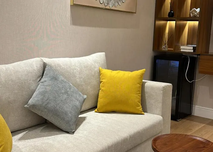 استديو فندقي بدخُول ذاتي حي العقيق C32