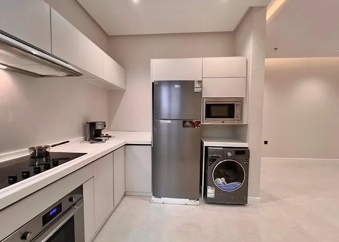 Modern B3 Apartment With Ac Near Boulevard And Airport