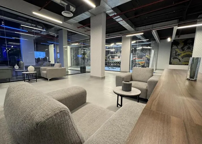 شقة فاخرة ذكية بمسبح وجيم Modern Luxury Smart With Pool & Gym