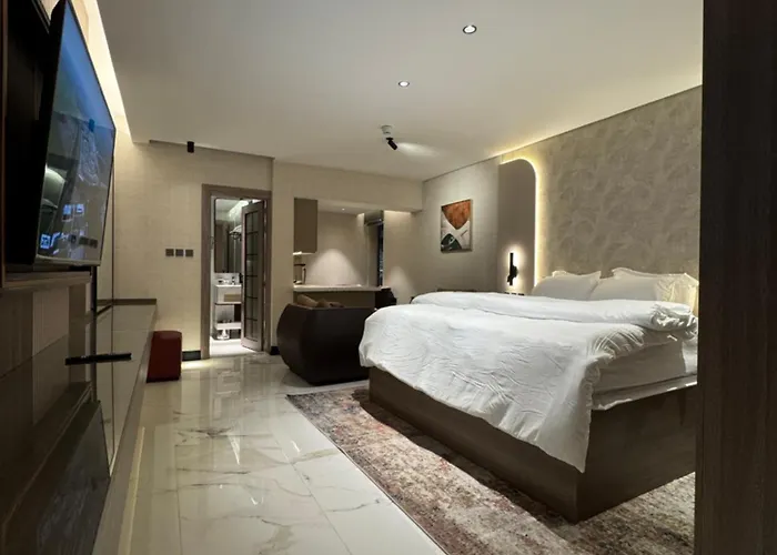 Sixty Three Hotel Suites ثلاثة وستون أجنحة فندقية الرياض, المملكة العربية السعودية
