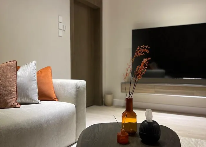 101 - Comfy Space - 80Tv Smart - Self Check-In