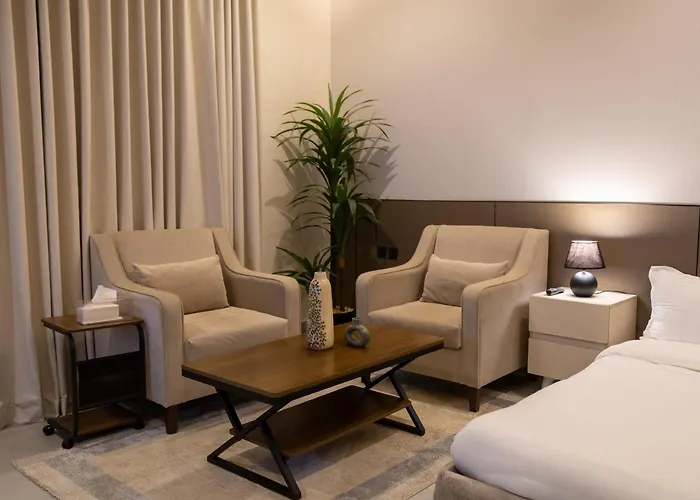 أستديو مميز 14 بجلسة خارجية تسجيل ذاتي قريب من المطار والوجهات الترفيهية Unique Studio 14 with Outdoor Seating Self Check in Near Airport&Attractions