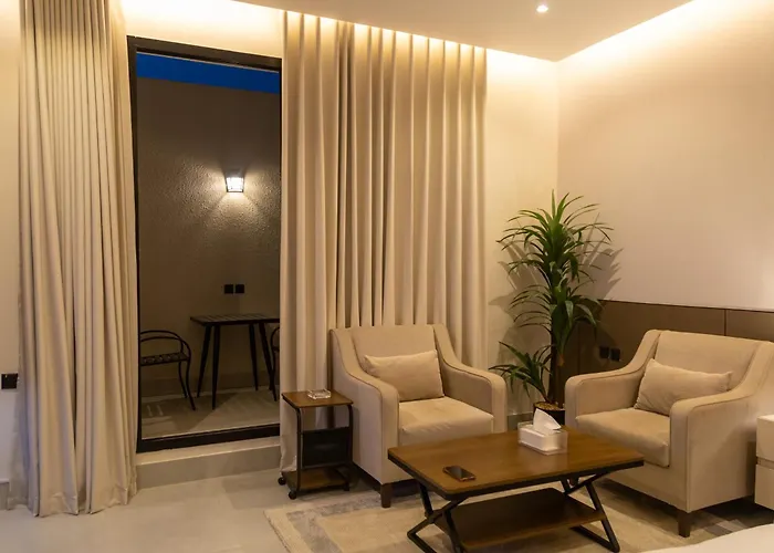 أستديو مميز 14 بجلسة خارجية تسجيل ذاتي قريب من المطار والوجهات الترفيهية Unique Studio 14 with Outdoor Seating Self Check in Near Airport&Attractions
