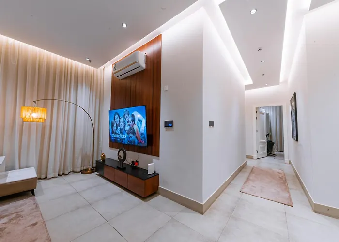 Luxury الملقا 115