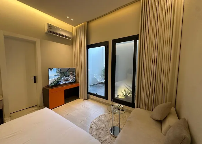 Cosy Studio In Al Malqa With Terrace, Prime Location, Self Check-In