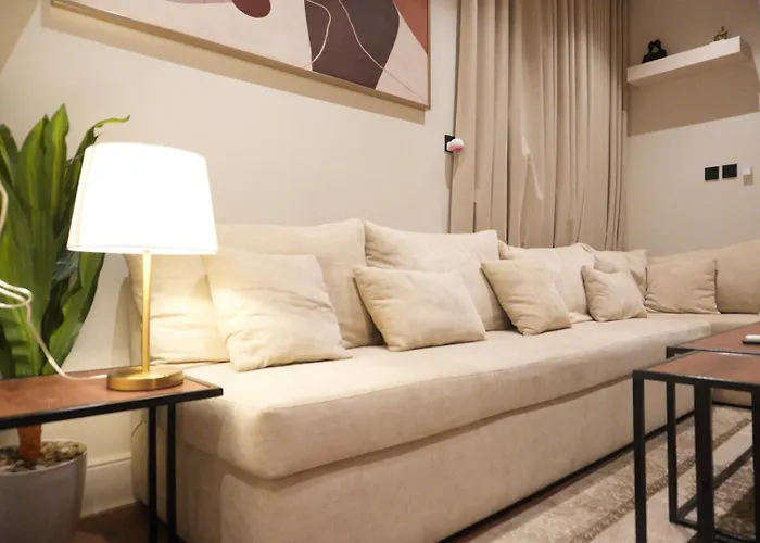 Serenity Luxury Suite - Smart Entry