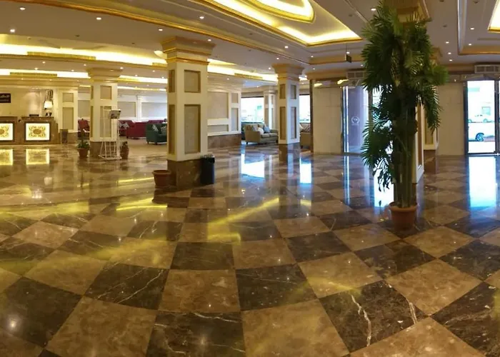 Qasr Al Khalij Hotel