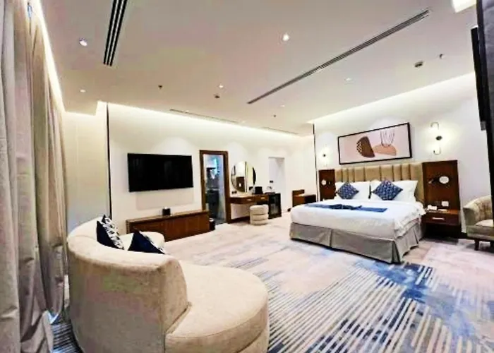 Dancenter Luxury Central Formerly Anan Hotel