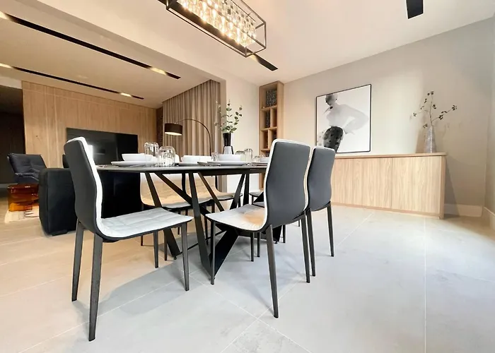 C Living - Executive - Aqiq