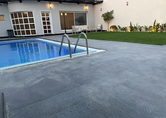 Crystal Chalet Al-Aredh كريستال العارض