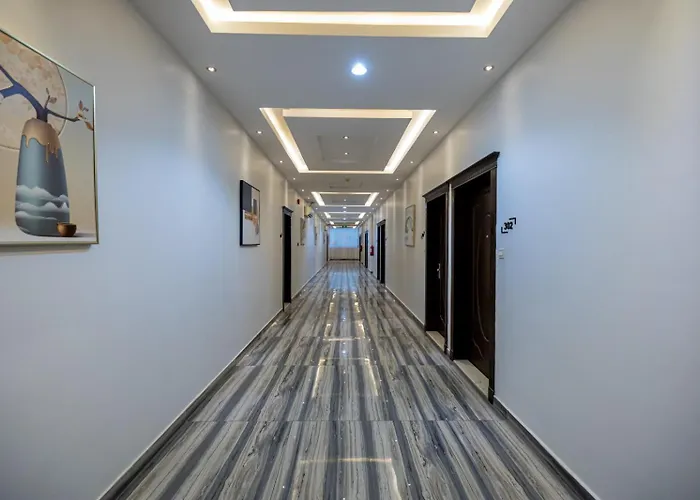 ملاذ راقي